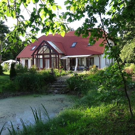 Villa Poza Zgielkiem Węgorzewo Exterior foto